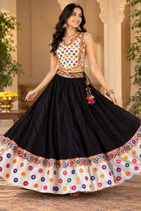 Seasonal Navratri Special – Black & White Chaniya Choli Set