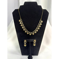 Elegant Floral Link Gold Necklace Set with Matching Drop Earrings