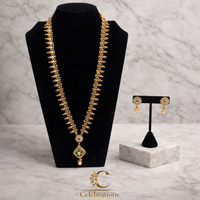 Elegant Long Gold Necklace Set with Floral Pendant & Matching Drop Earrings