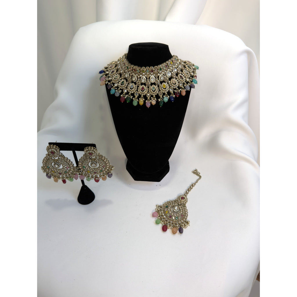 Multicolor Kundan Choker Necklace Set with Earrings & Maang Tikka – Bridal Statement Jewelry