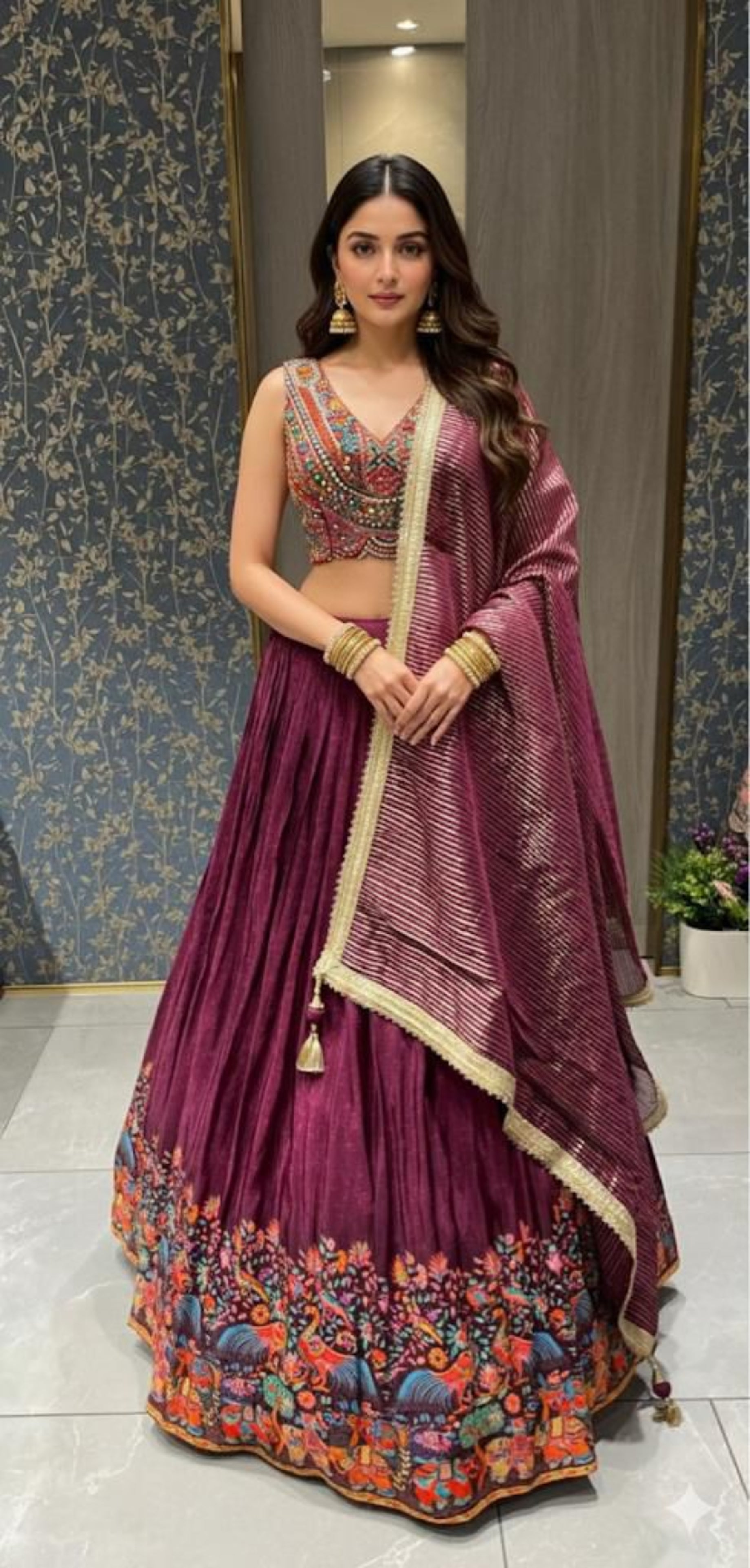 Lehenga Choli Madhuban