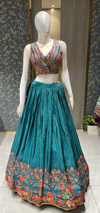Lehenga Choli Madhuban